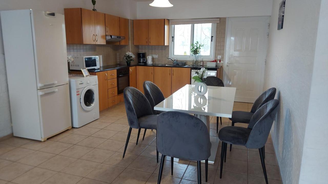 Nissi Golden Sands Sea View 2 Bedroom Apartment Ayia Napa Ngoại thất bức ảnh